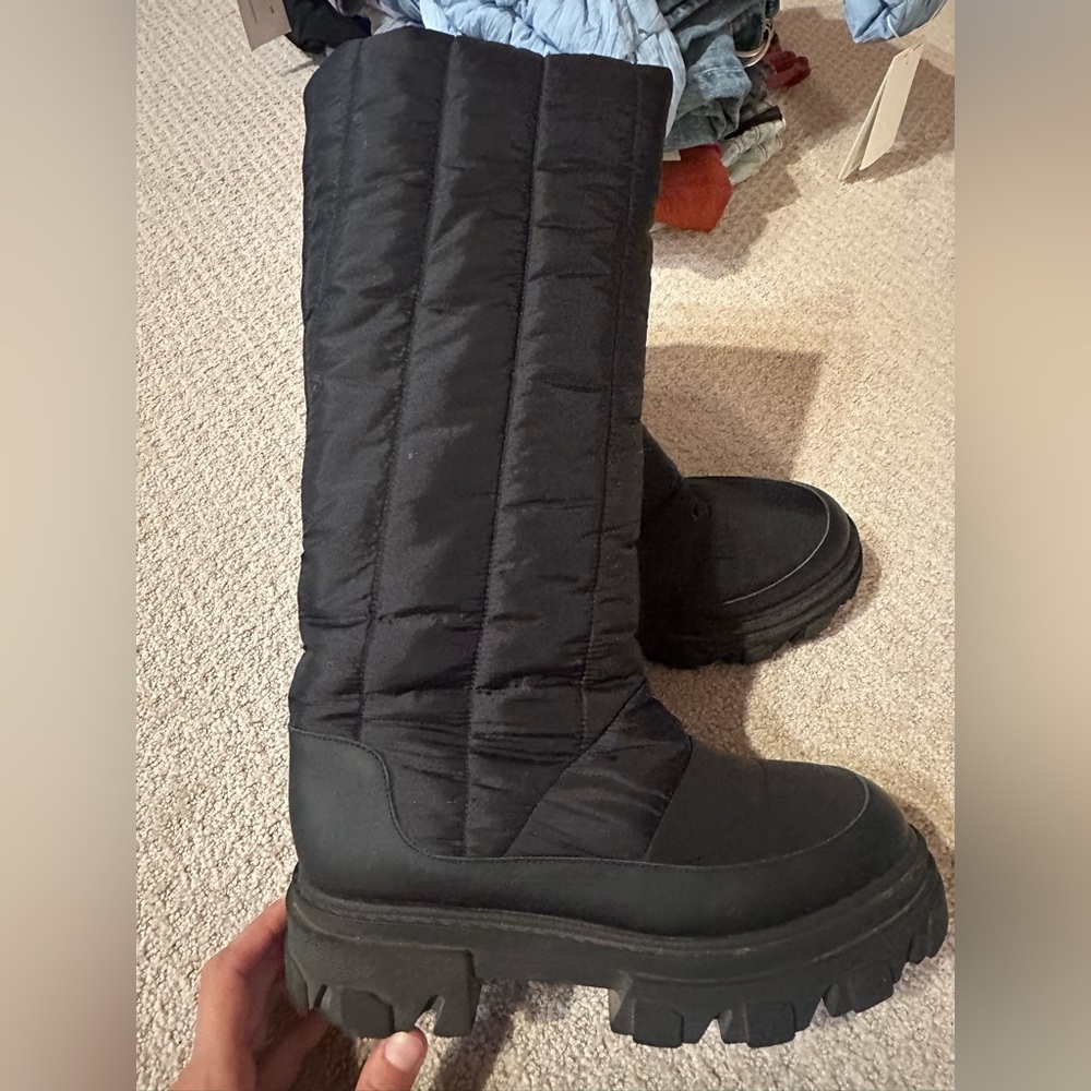GIA BOURGHINI Black Women's Quilted Winter Boots - Brand Unspecified